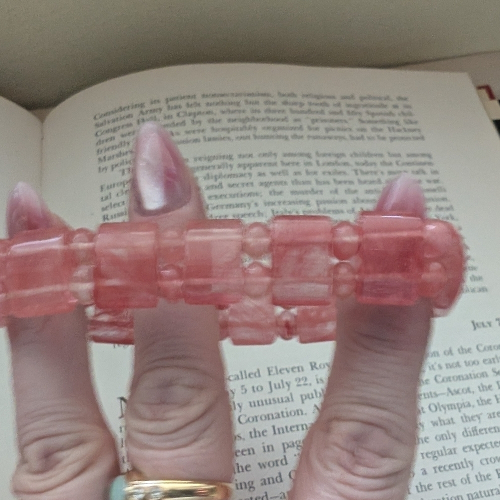 Pink Beaded Stretch Bracelet - Picture 4 of 7